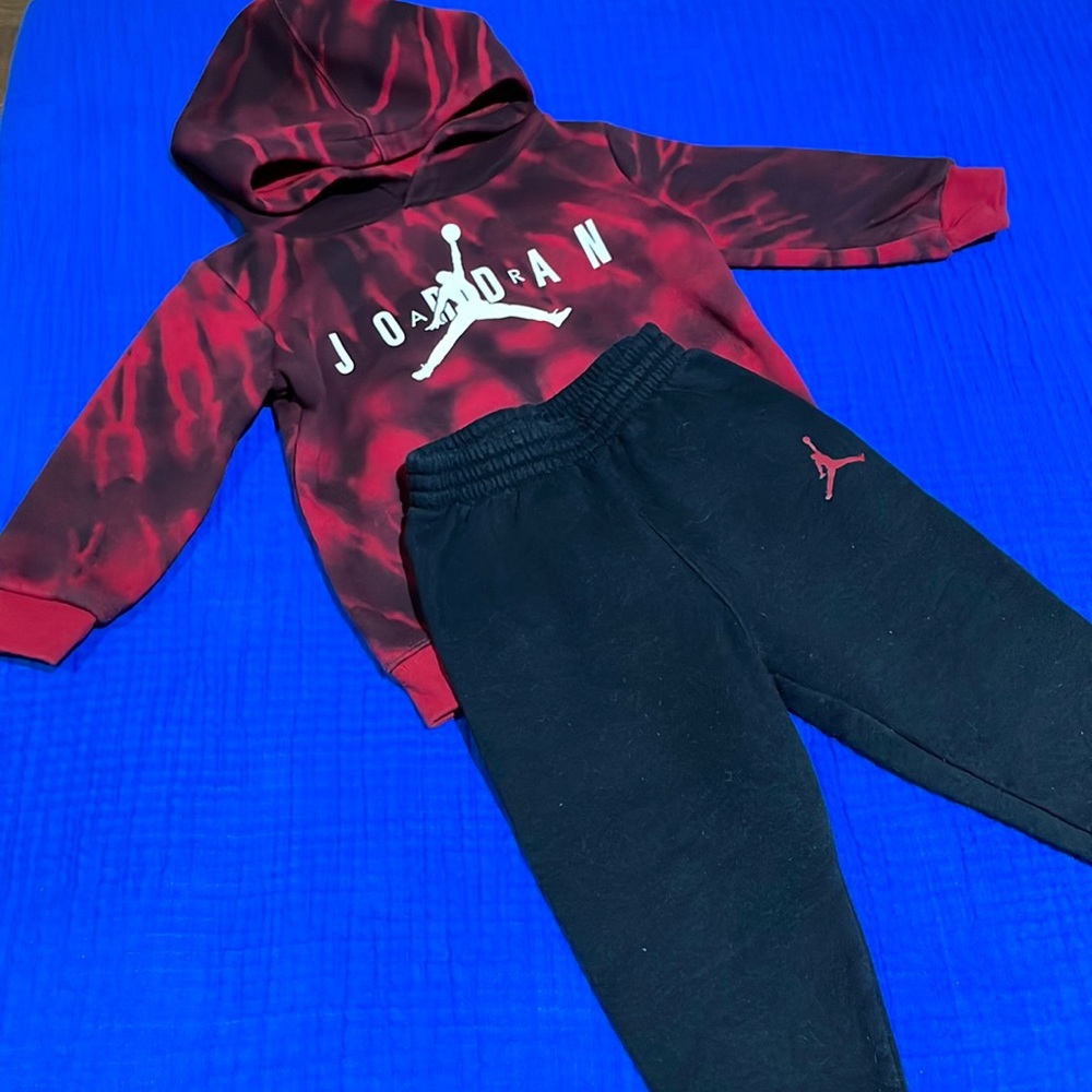 18M Air Jordan Sweatshirt & sweatpants set